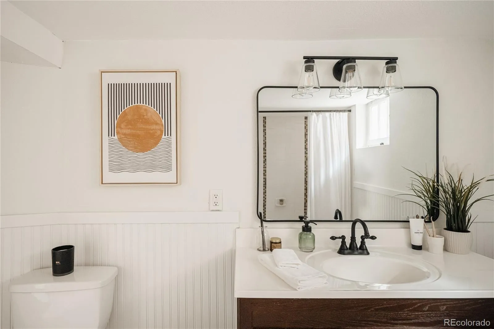 04142026230845 1600 35