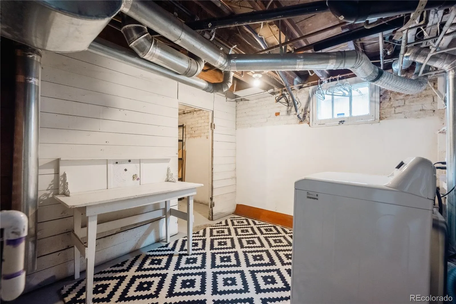 04142026230845 1600 39