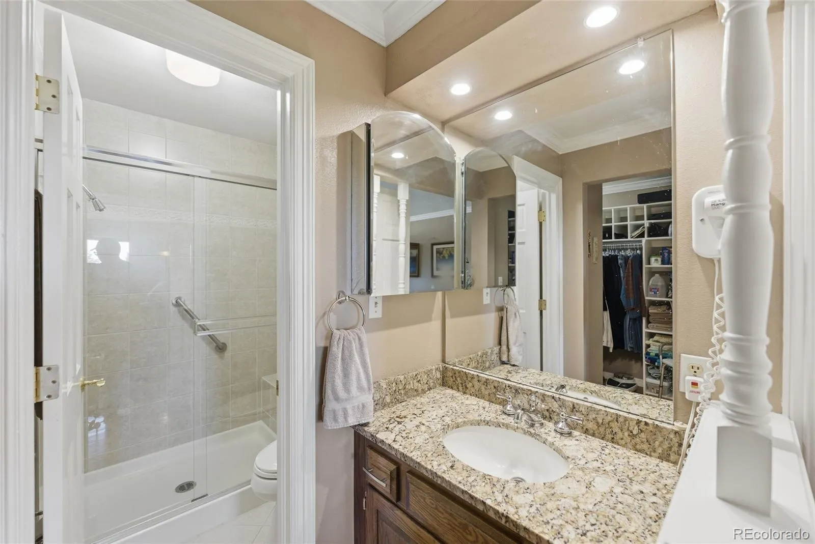 10855 W 73rd Place Arvada CO 80005 MLS #REC8947046 05252026212246 1600 24