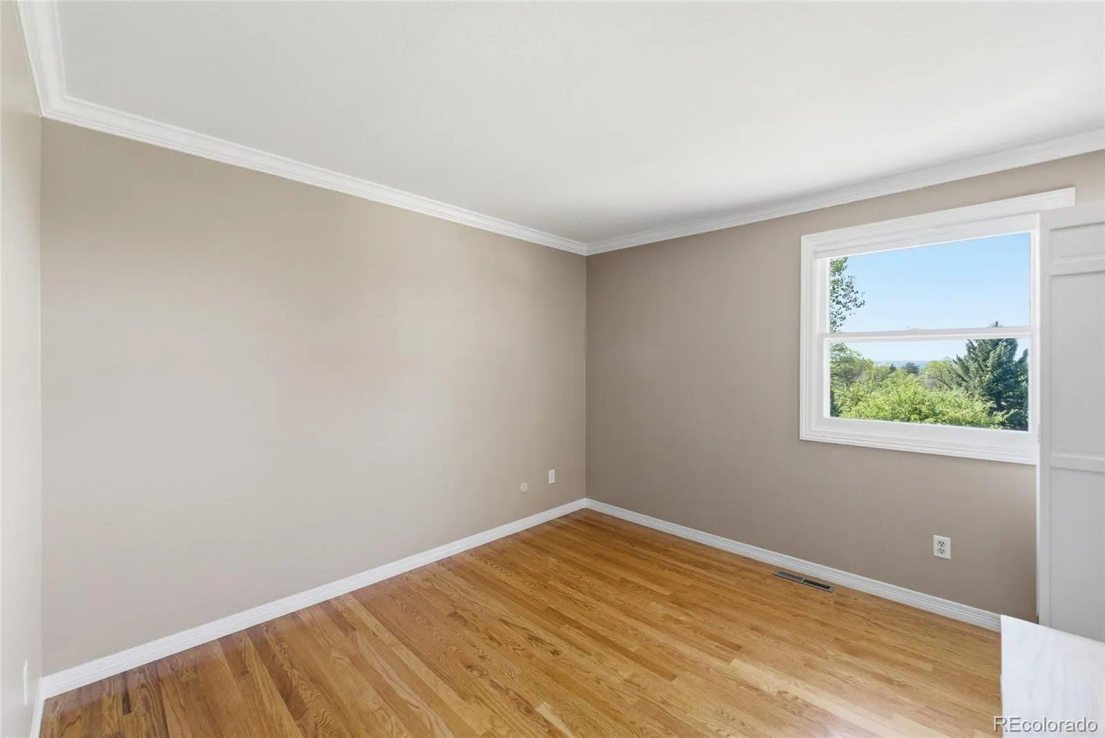 10855 W 73rd Place Arvada CO 80005 MLS #REC8947046 05252026212246 1600 25
