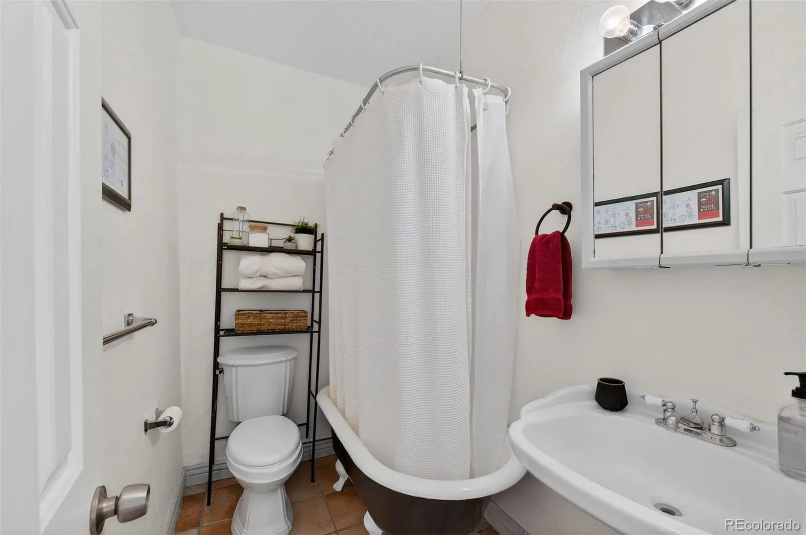 1376 N Pearl Street #203 Denver CO 80203 MLS #REC8948234 03312026184654 1600 16