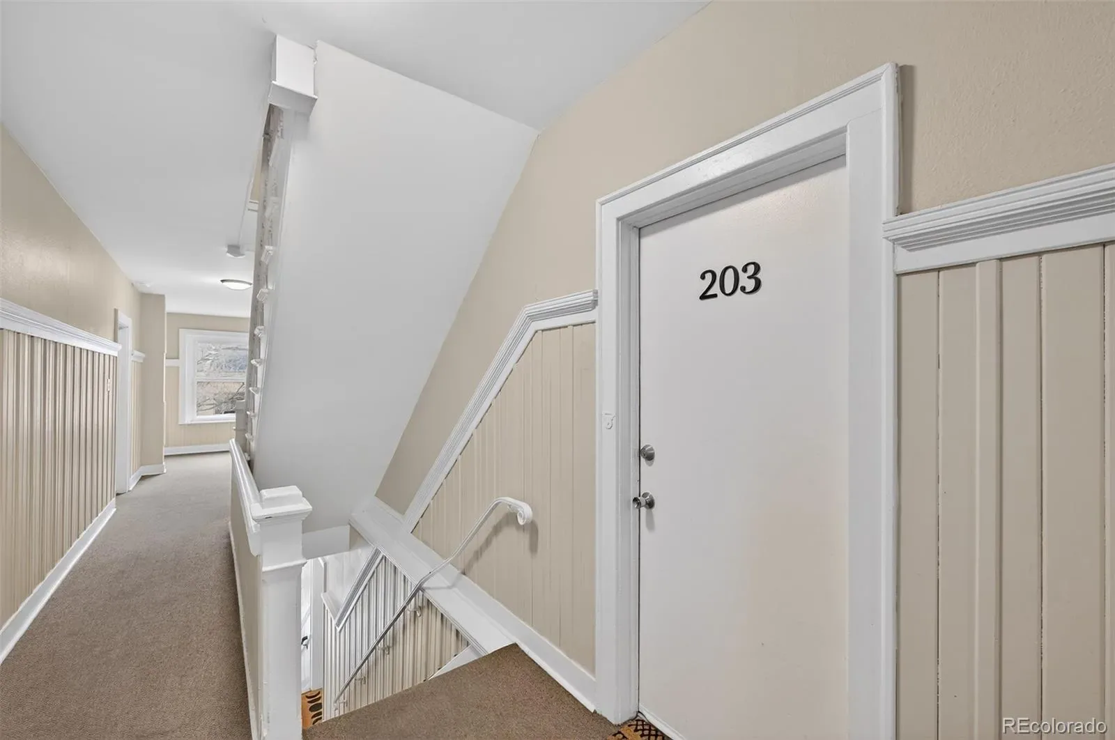 1376 N Pearl Street #203 Denver CO 80203 MLS #REC8948234 03312026184654 1600 22