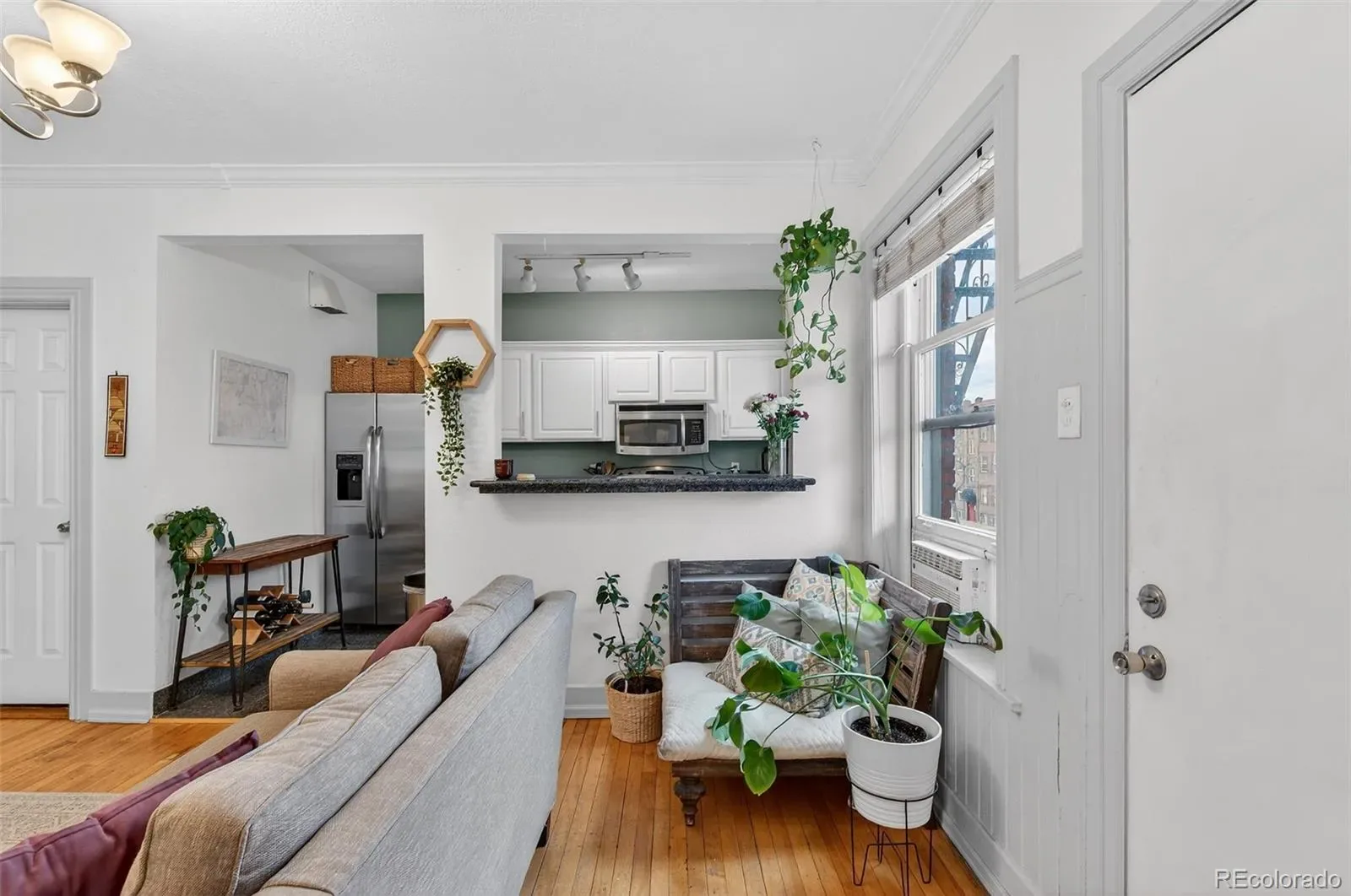 1376 N Pearl Street #203 Denver CO 80203 MLS #REC8948234 03312026184654 1600 6