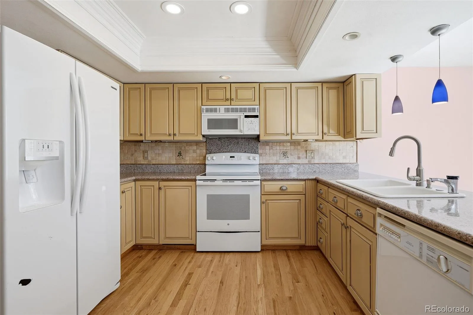 4675 S Yosemite Street #208 Denver CO 80237 | MLS #REC8948694 08072026165916 1600 21