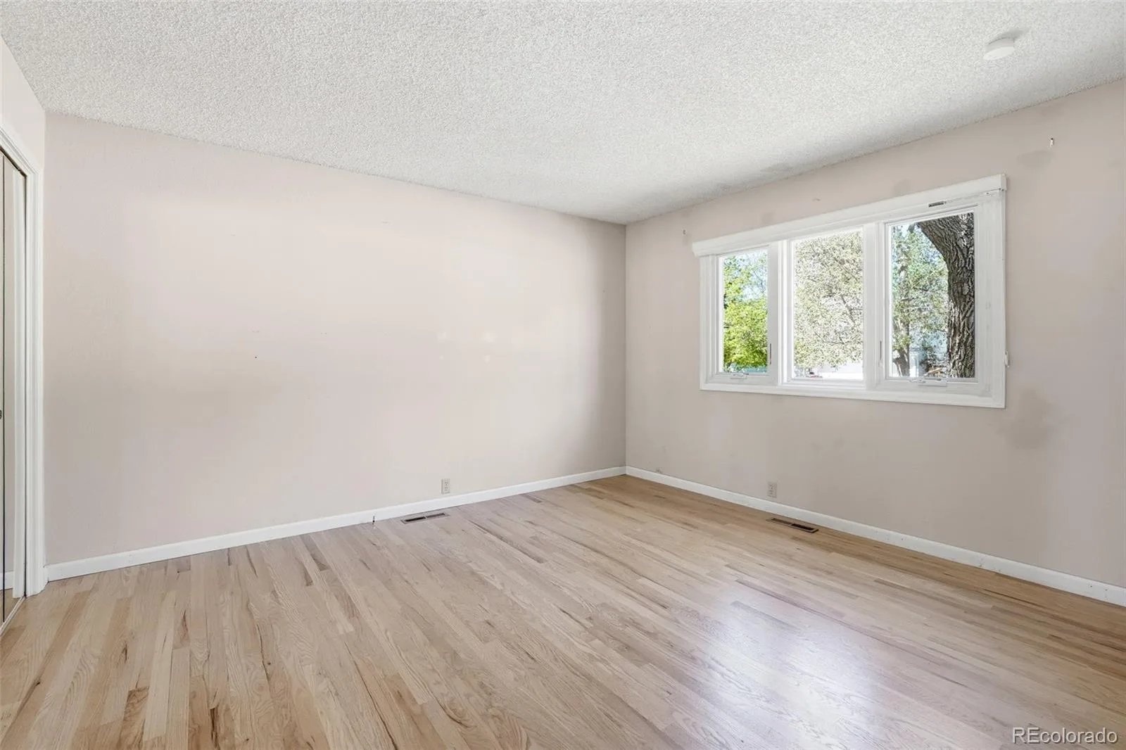4675 S Yosemite Street #208 Denver CO 80237 | MLS #REC8948694 08072026165916 1600 32