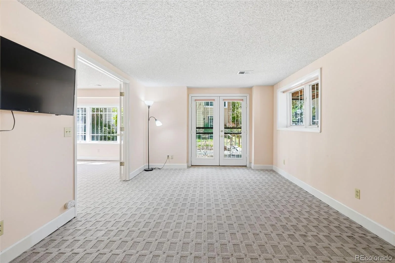 4675 S Yosemite Street #208 Denver CO 80237 | MLS #REC8948694 08072026165916 1600 34