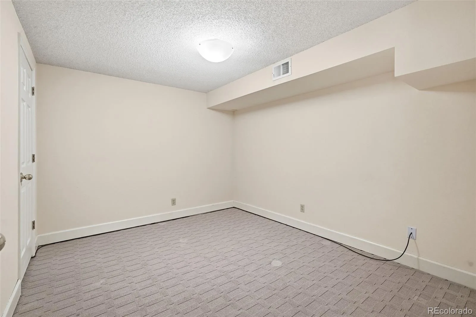 4675 S Yosemite Street #208 Denver CO 80237 | MLS #REC8948694 08072026165916 1600 40
