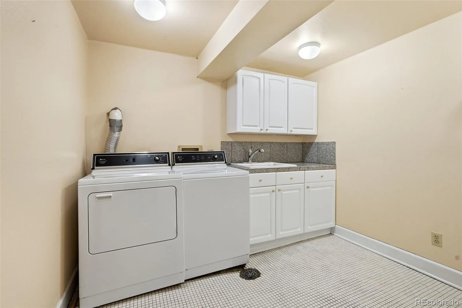 4675 S Yosemite Street #208 Denver CO 80237 | MLS #REC8948694 08072026165916 1600 41