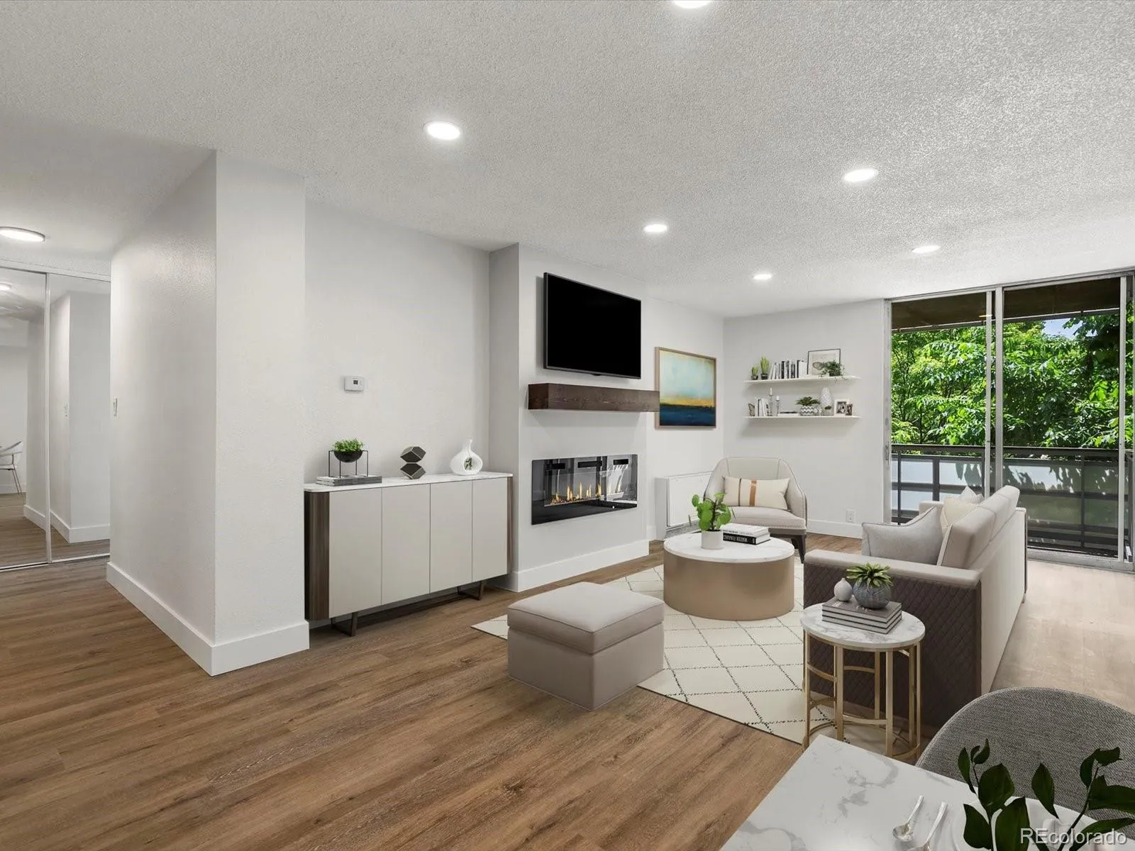 2500 S York Street #204 Denver CO 80210 MLS #REC8950481 04222026020443 1600 1