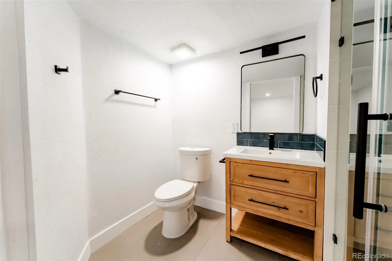 6272 S Garfield Drive Centennial CO 80121 | MLS #REC8951405 08122026212656 1600 33