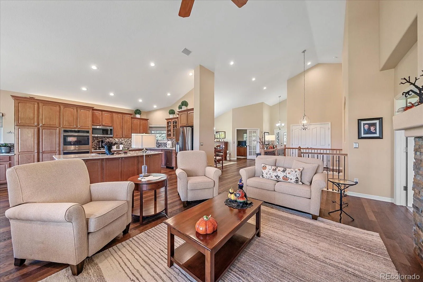 22066 E Chestnut Place Aurora CO 80016 | MLS #REC8954111 10092026024615 1600 14