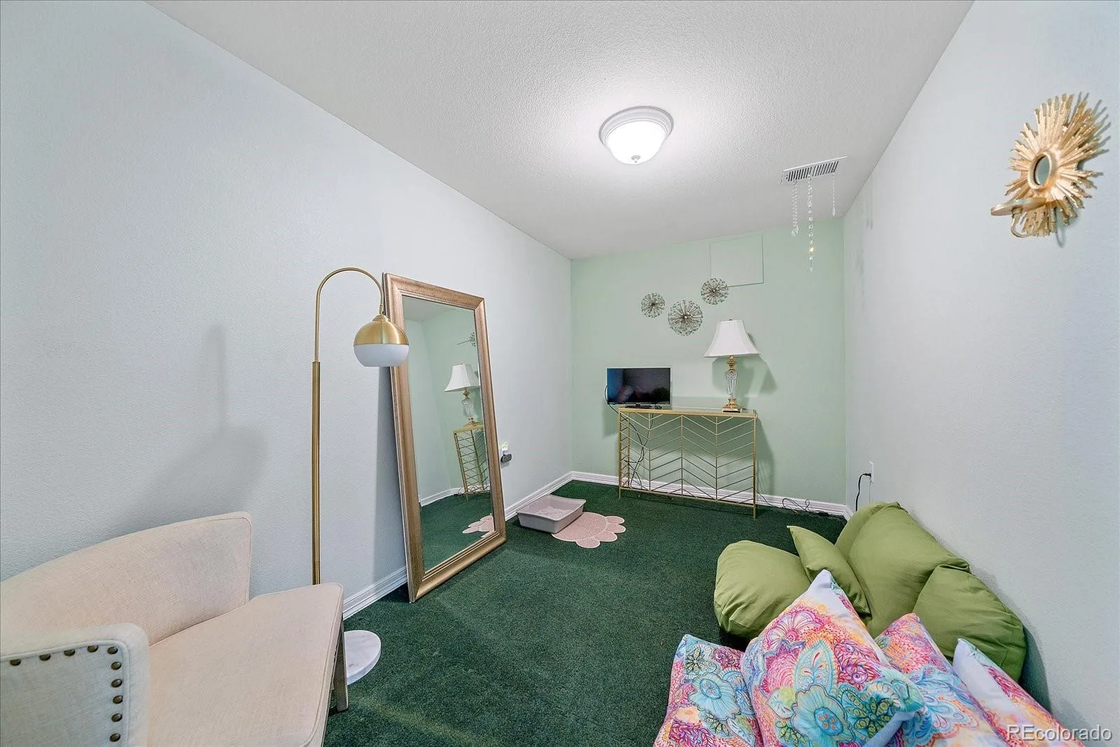 22066 E Chestnut Place Aurora CO 80016 | MLS #REC8954111 10092026024615 1600 39