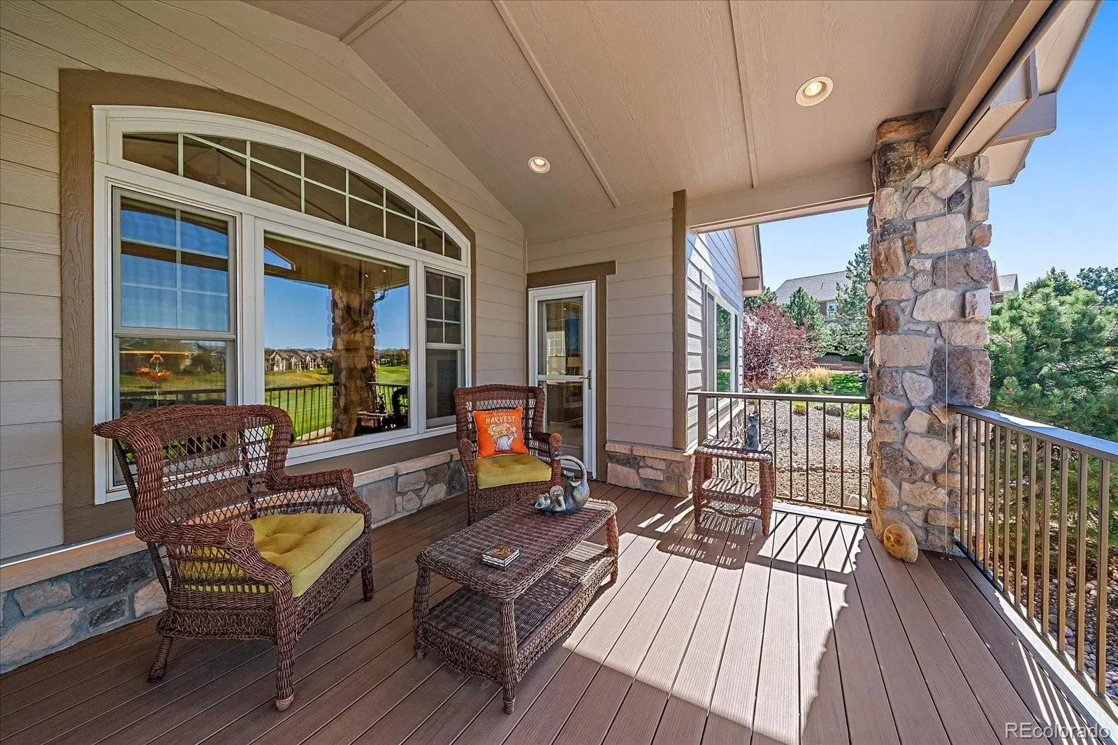 22066 E Chestnut Place Aurora CO 80016 | MLS #REC8954111 10092026024615 1600 42