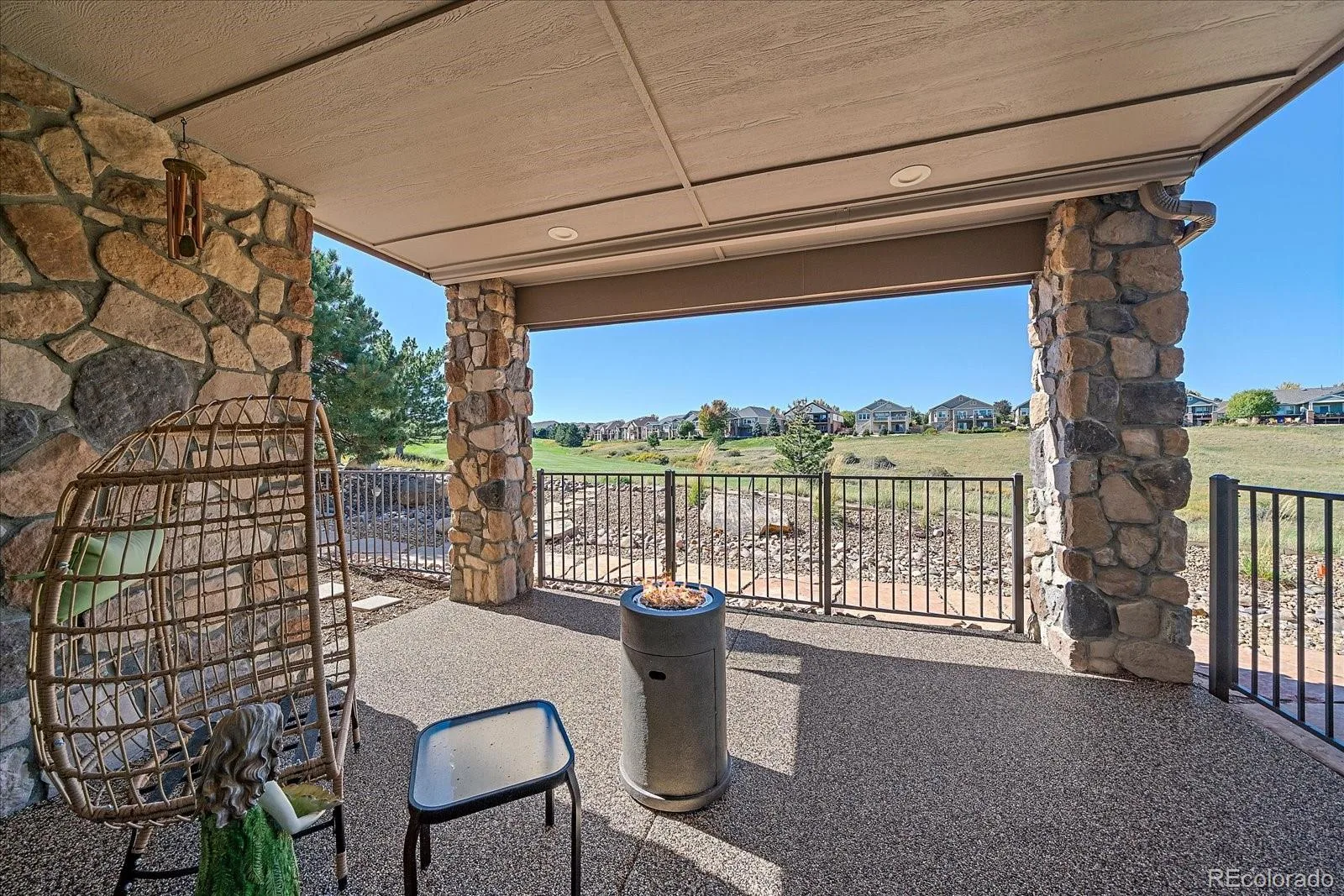 22066 E Chestnut Place Aurora CO 80016 | MLS #REC8954111 10092026024615 1600 44