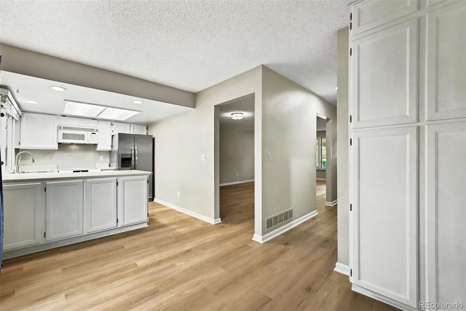 7590 S Cove Circle Littleton CO 80122 | MLS #REC8955520 08242026230440 1600 9