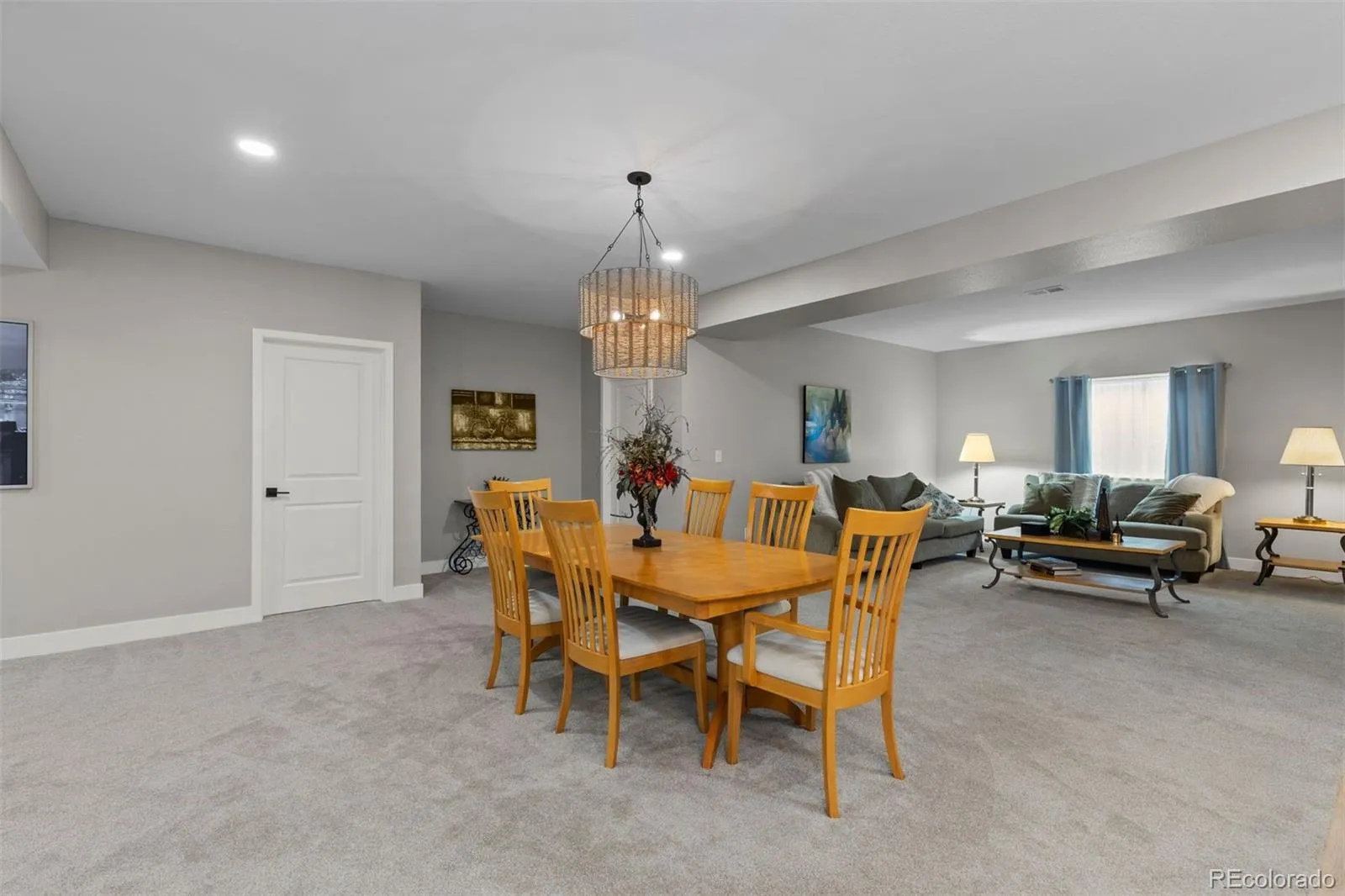 7358 Canyonpoint Road Castle Pines CO 80108 MLS #REC8958134 05202026001424 1600 31