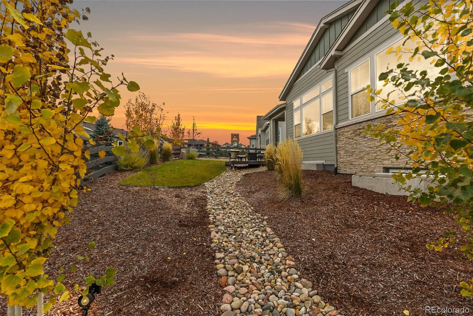 7358 Canyonpoint Road Castle Pines CO 80108 MLS #REC8958134 05202026001424 1600 45