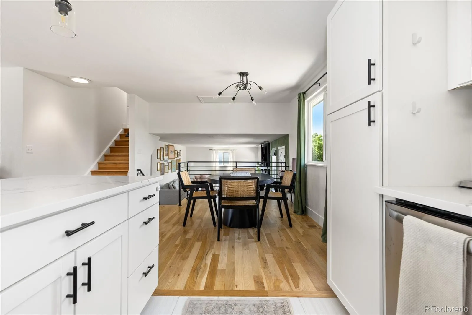 7327 S Carr Court Littleton CO 80128 | MLS #REC8959324 08202026165041 1600 25