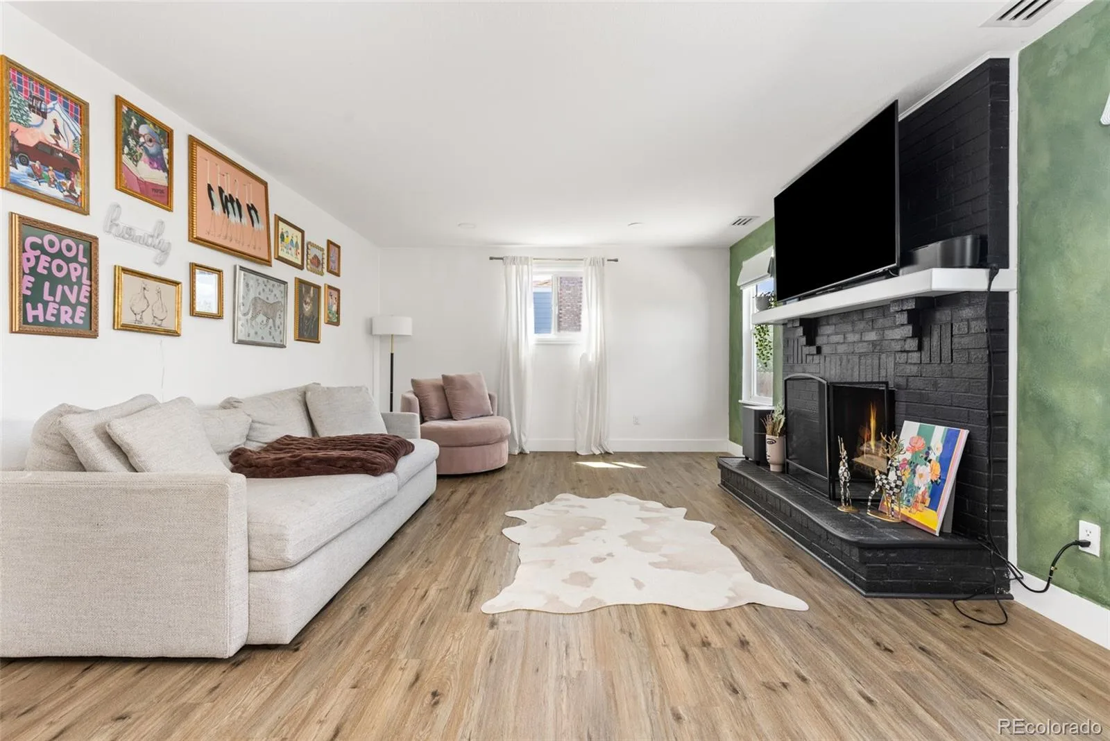 7327 S Carr Court Littleton CO 80128 | MLS #REC8959324 08202026165041 1600 3