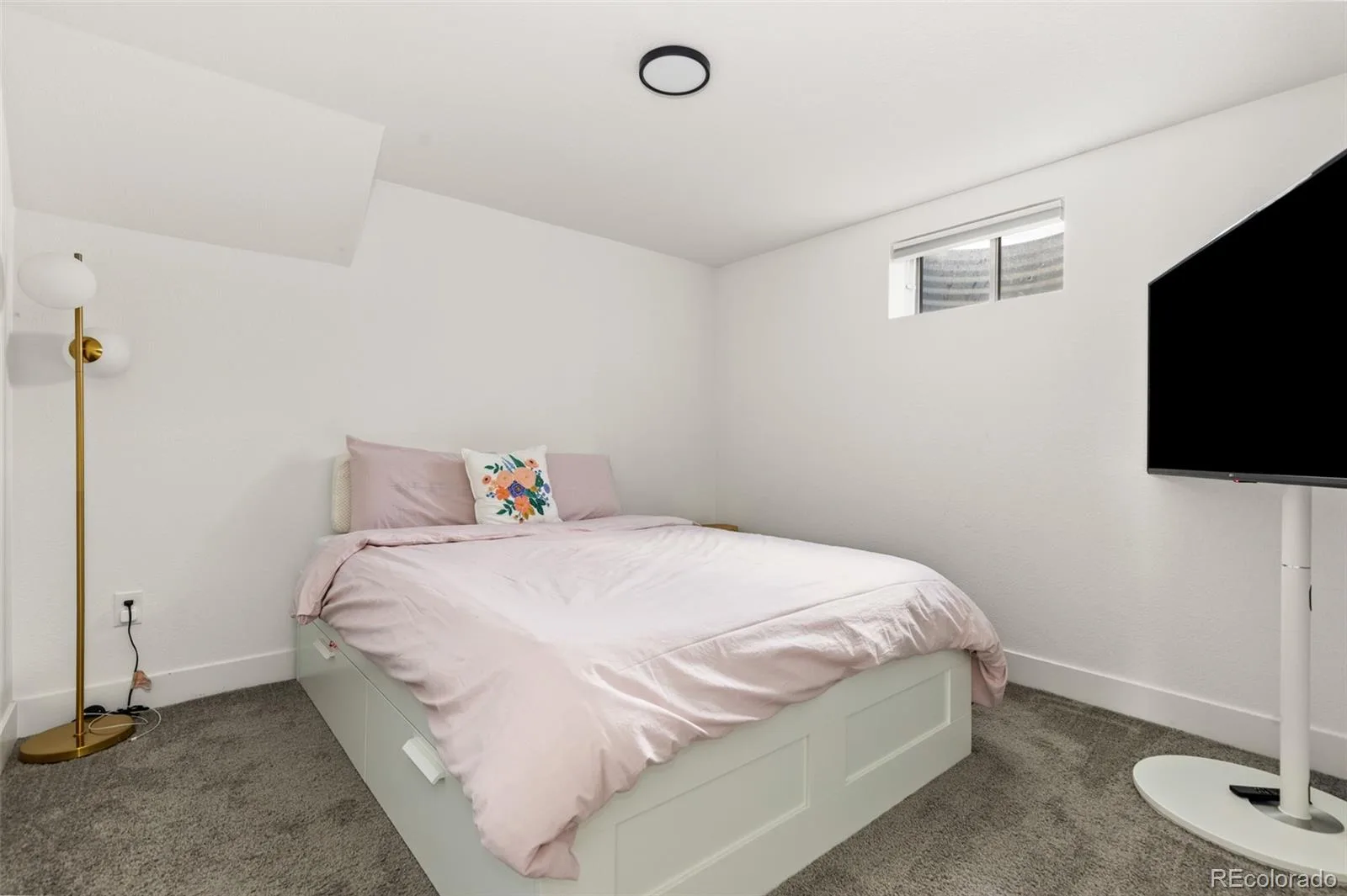 7327 S Carr Court Littleton CO 80128 | MLS #REC8959324 08202026165041 1600 37