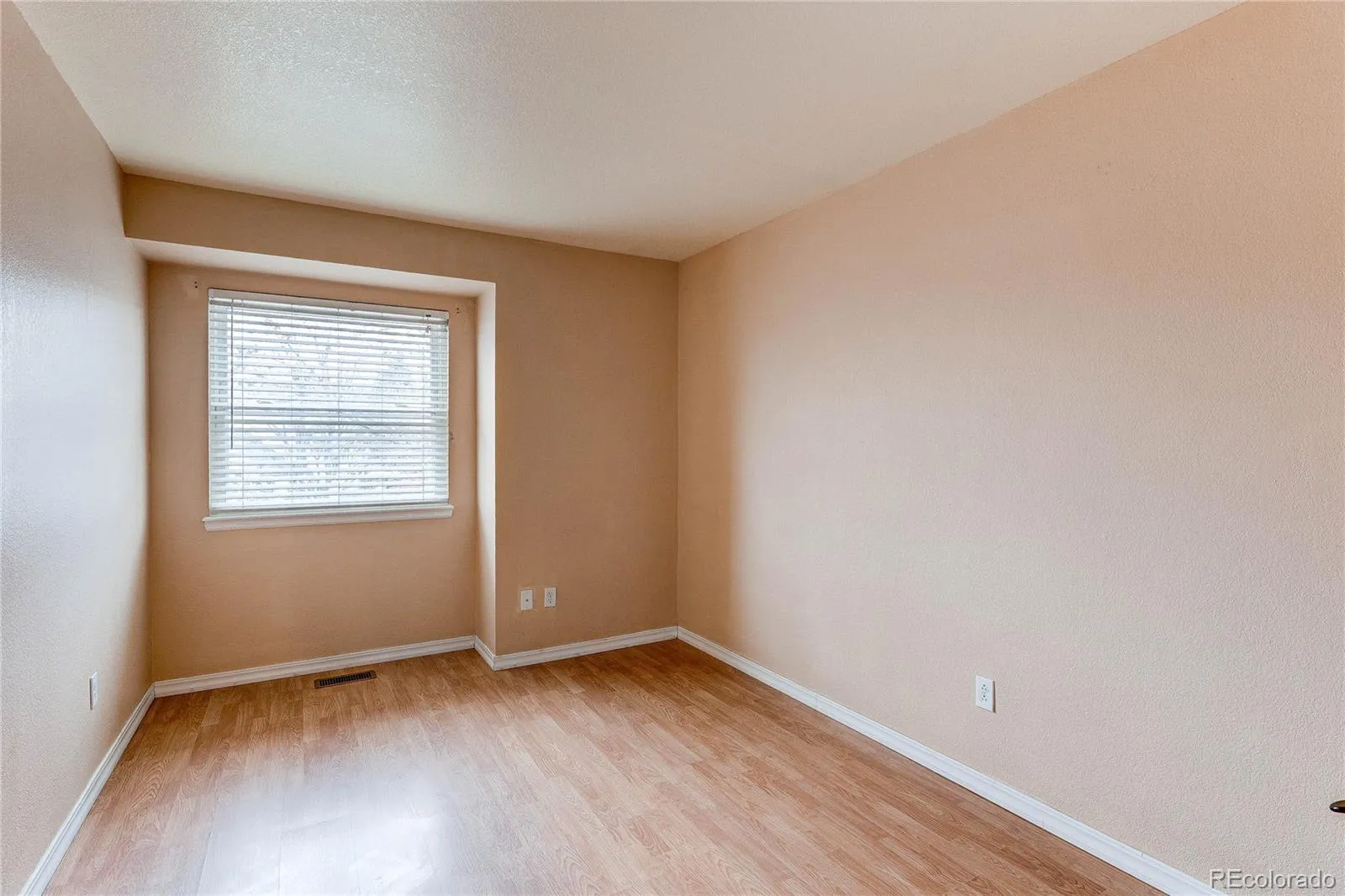 04062026170731 1600 22