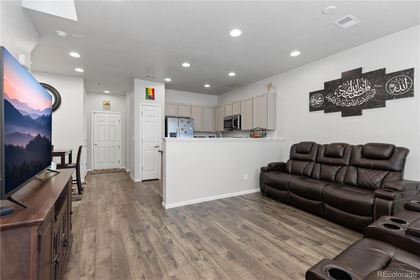 19231 E 65th Avenue Denver CO 80249 | MLS #REC8960123 07292026142518 1600 3
