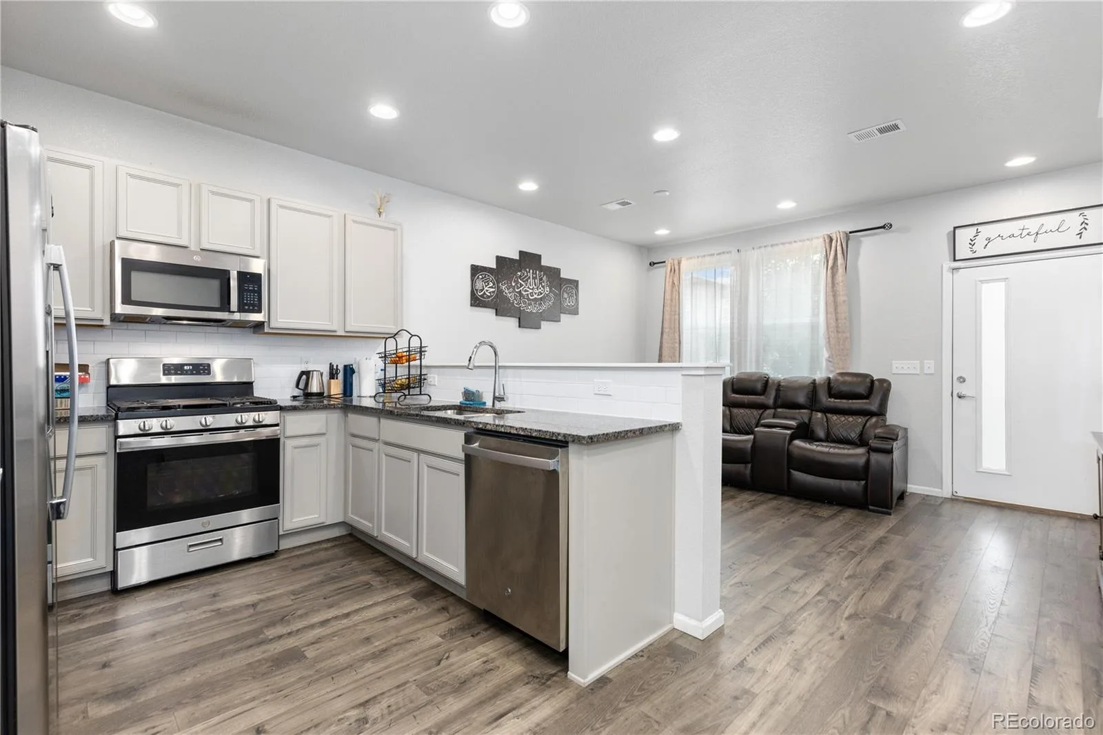 19231 E 65th Avenue Denver CO 80249 | MLS #REC8960123 07292026142518 1600 9