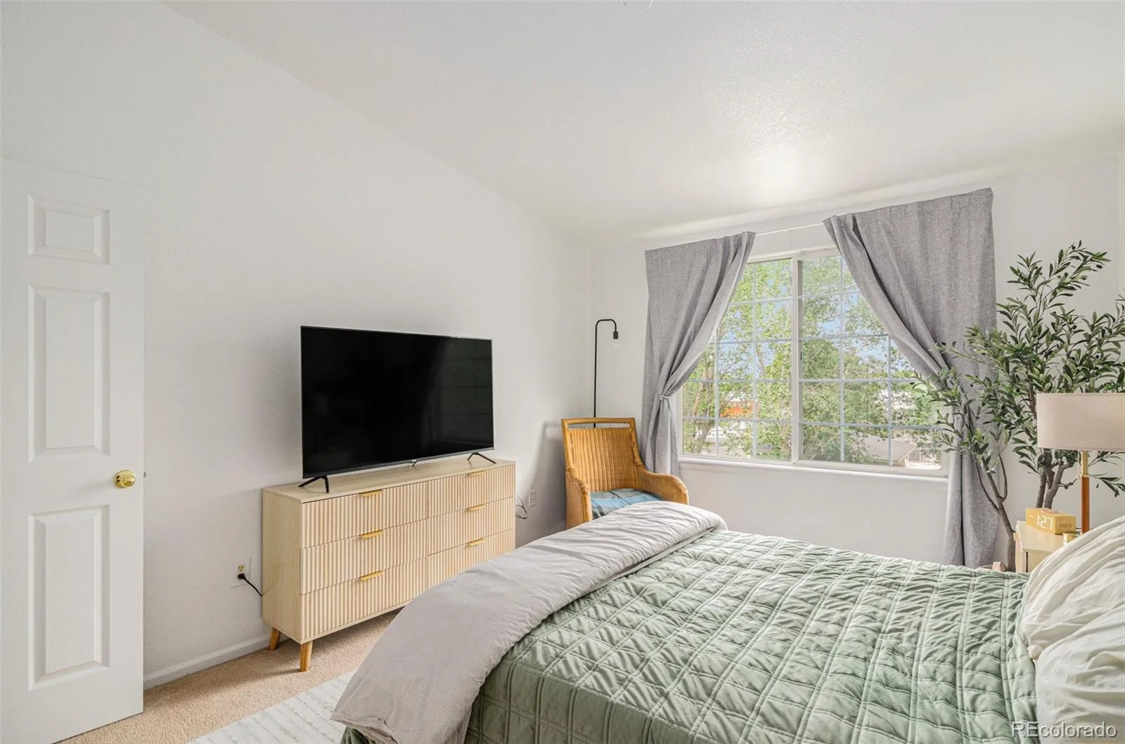 9448 E Florida Avenue #2075 Denver CO 80247 MLS #REC8961300 06082026211035 1600 18