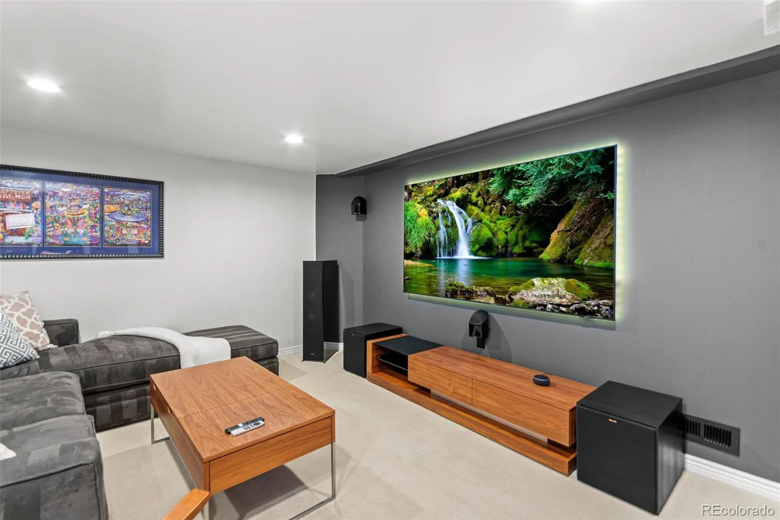 04162026235209 1600 18