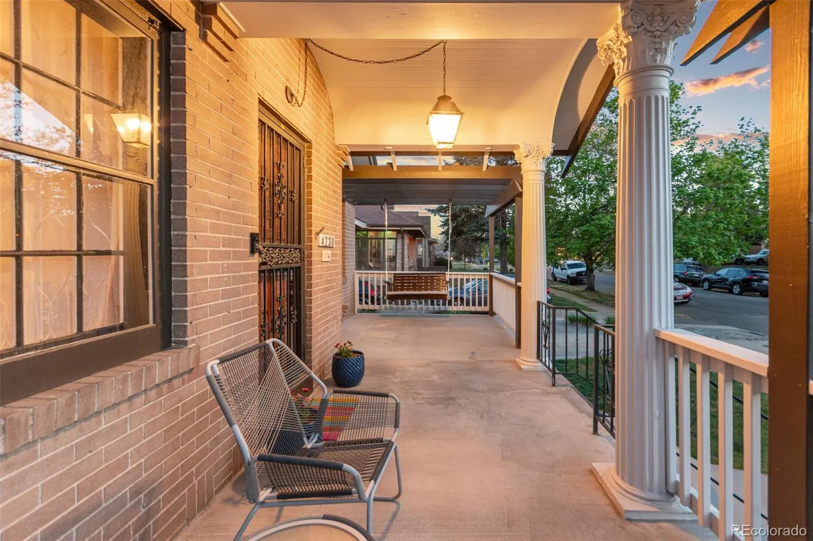 04162026235209 1600 2