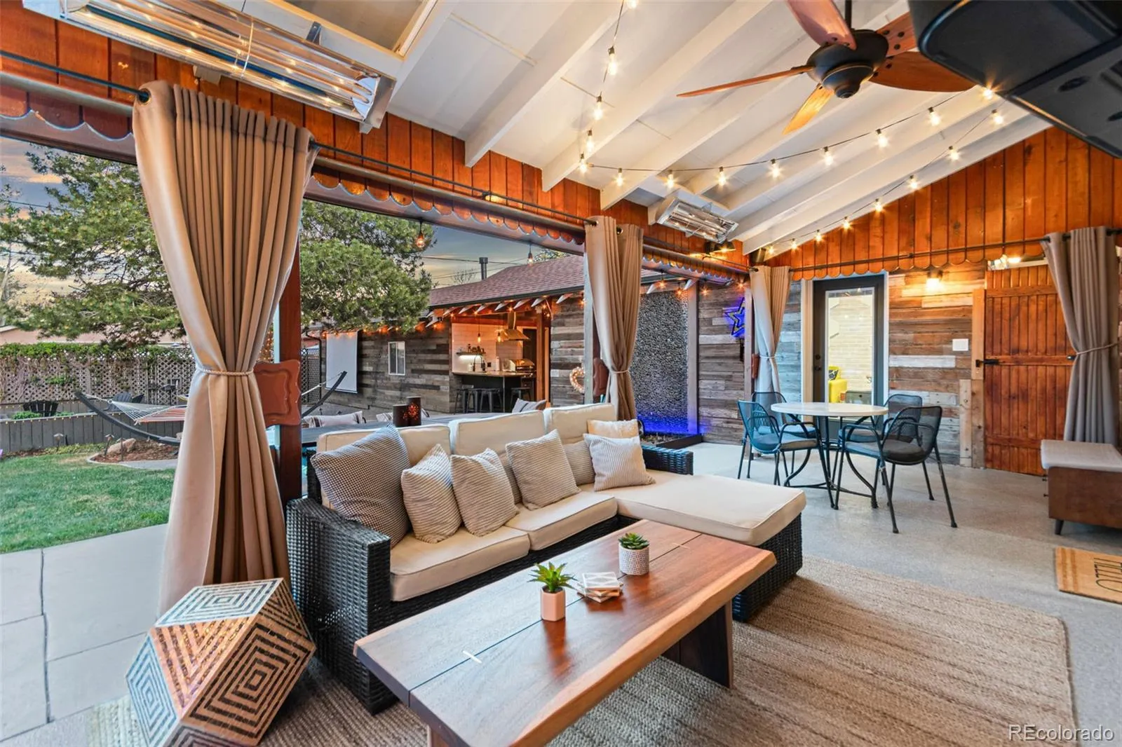 04162026235209 1600 28