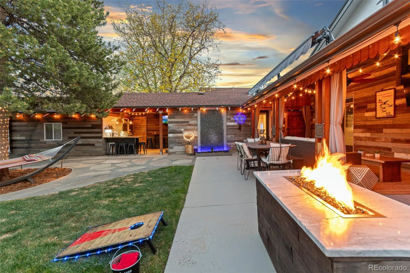 04162026235209 1600 31