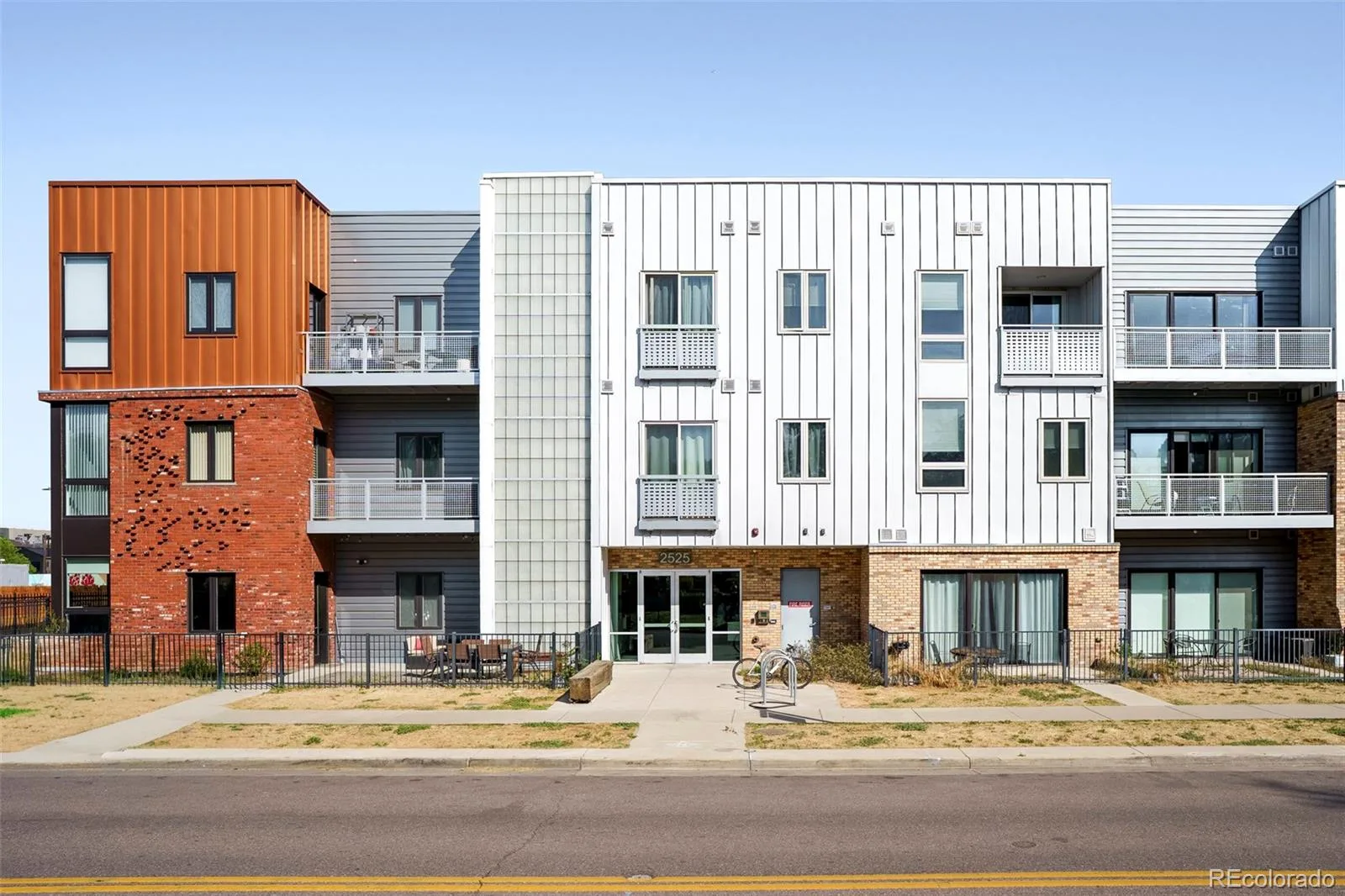2525 Arapahoe Street #RD114 Denver CO 80205 | MLS #REC8962445 08152026005603 1600 2
