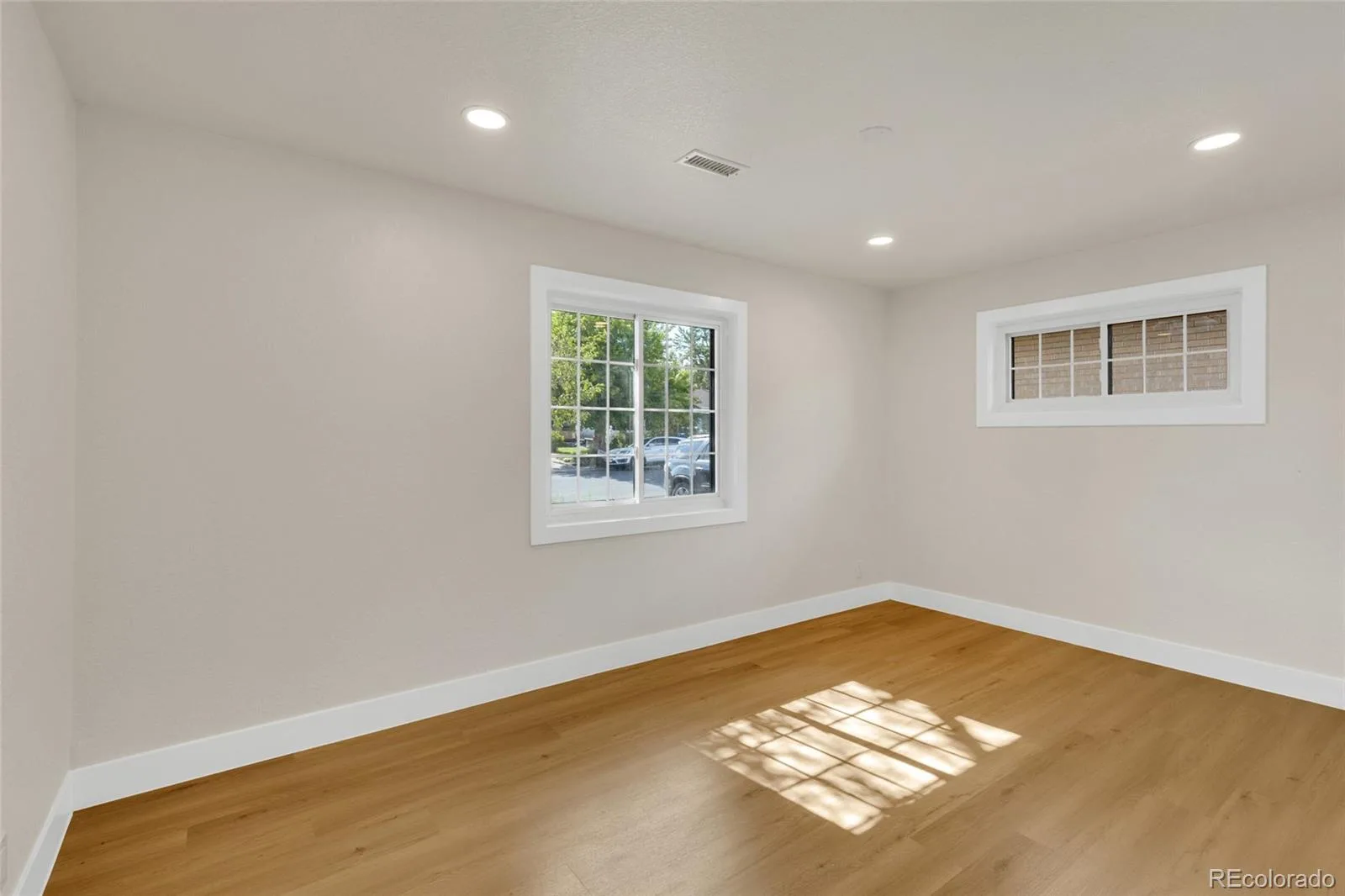 1170 S Gray Street Lakewood CO 80232 | MLS #REC8962819 08202026143436 1600 19