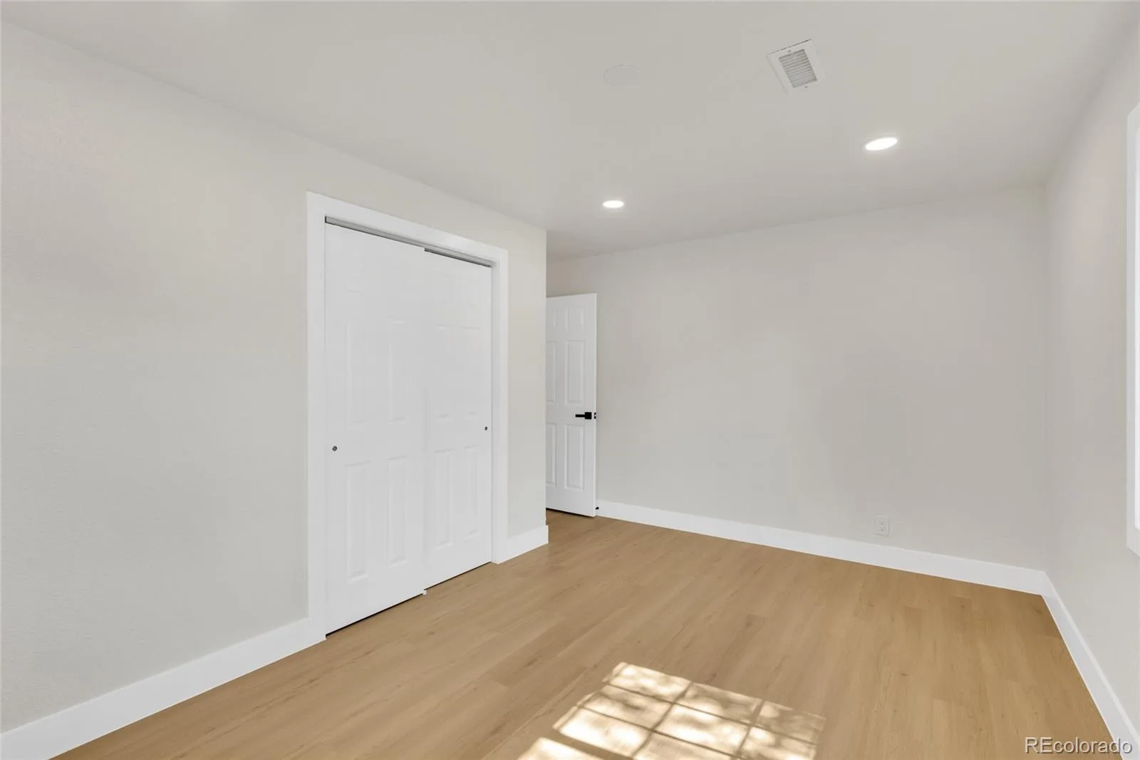 1170 S Gray Street Lakewood CO 80232 | MLS #REC8962819 08202026143436 1600 20