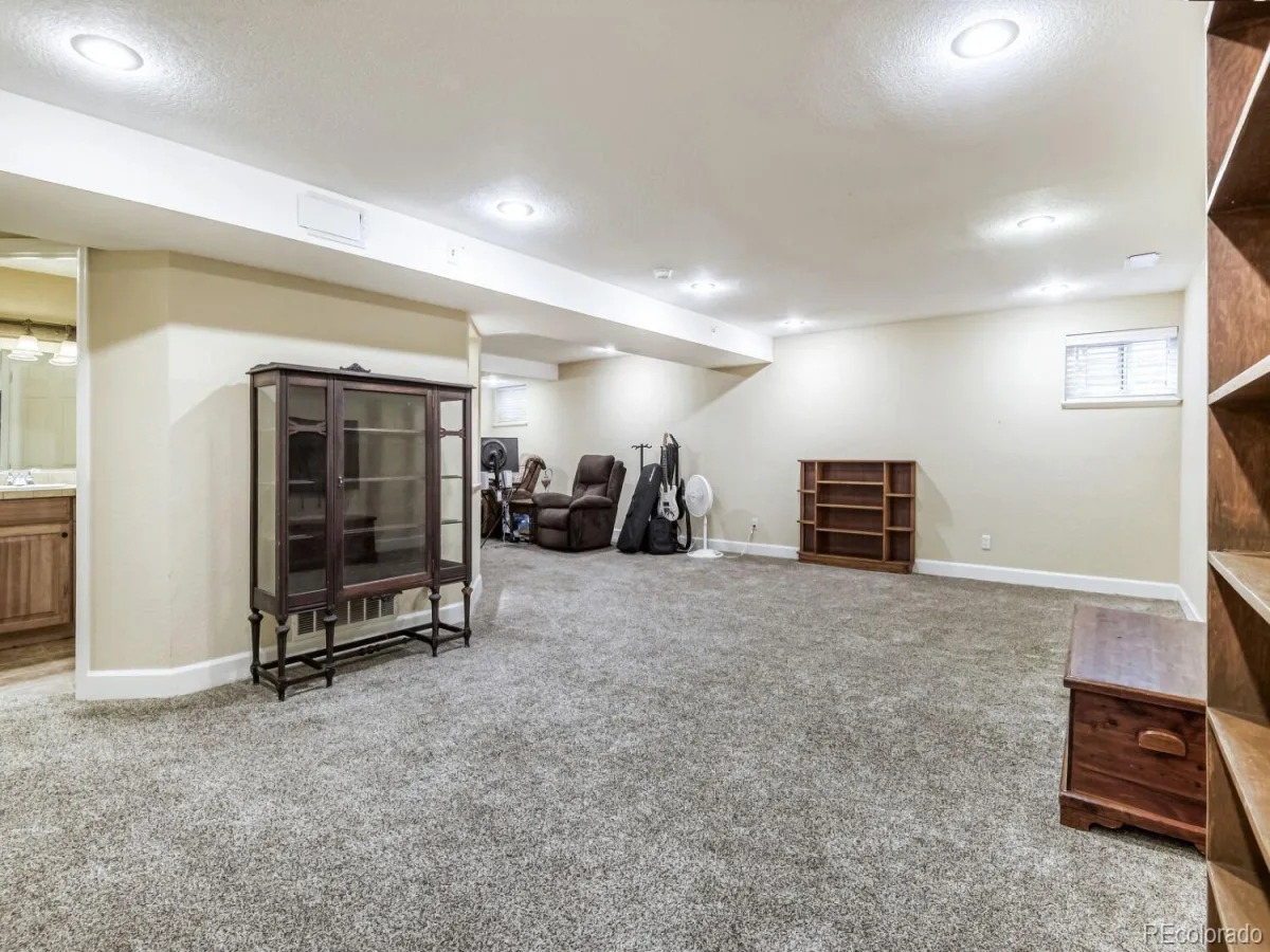 9062 Woodland Drive Littleton CO 80126 | MLS #REC8963066 08072026203334 1200 20