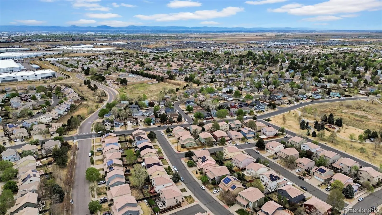 19531 E 40th Place Denver CO 80249 MLS #REC8963635 05132026211045 1600 26