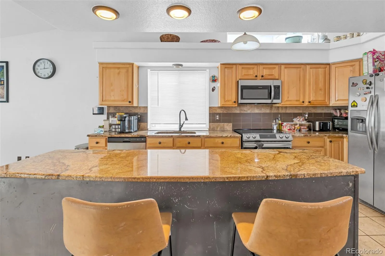 19531 E 40th Place Denver CO 80249 MLS #REC8963635 05132026211045 1600 6
