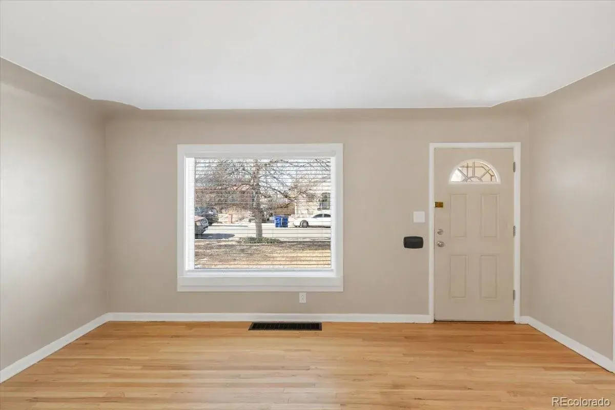 1364 Iola Street Aurora CO 80010 MLS #REC8964915 01302026220007 1200 4