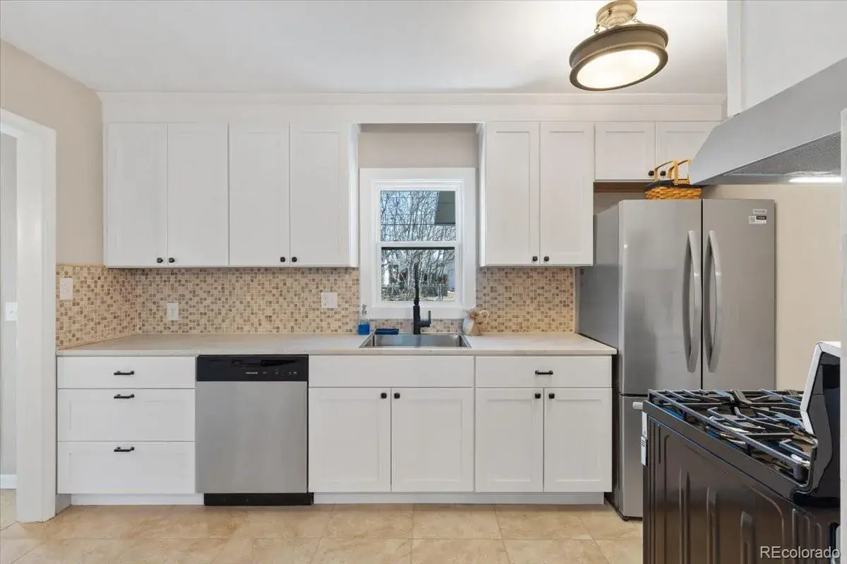 1364 Iola Street Aurora CO 80010 MLS #REC8964915 01302026220007 1200 6