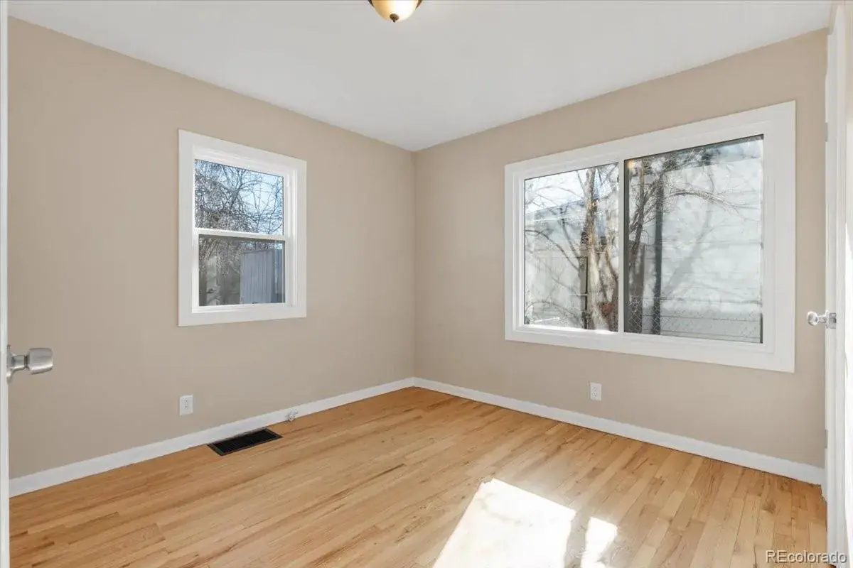 1364 Iola Street Aurora CO 80010 MLS #REC8964915 01302026220007 1200 8