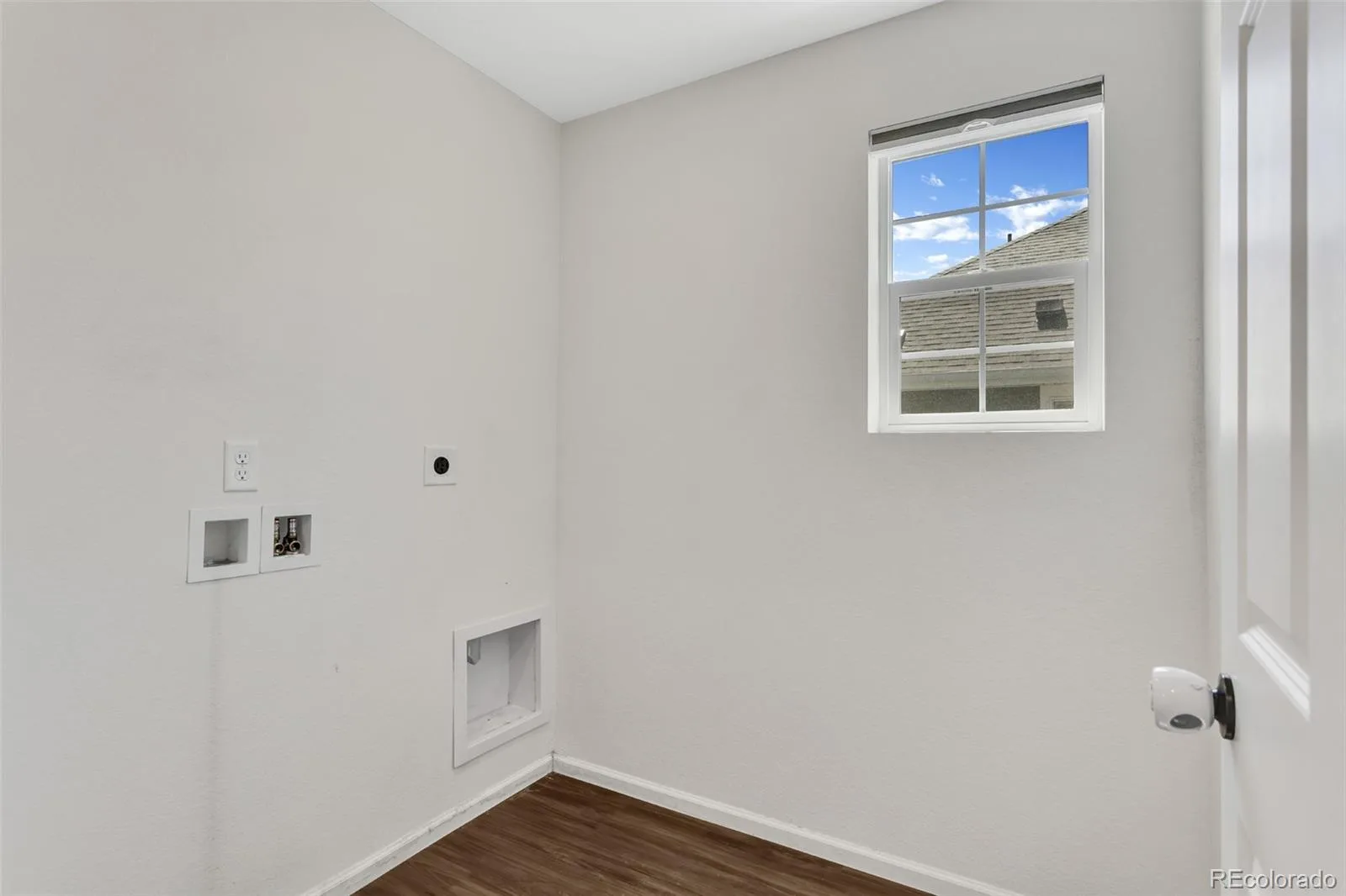 4448 Riviera Court Aurora CO 80019 MLS #REC8967474 06042026143807 1600 16