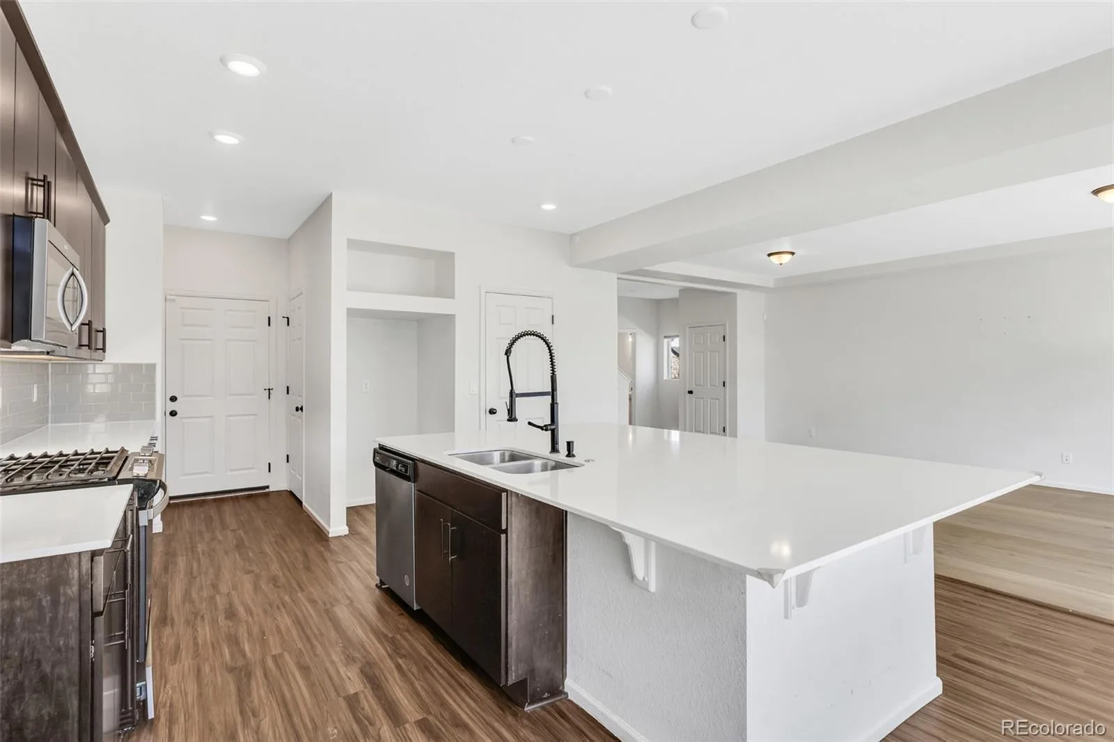 4448 Riviera Court Aurora CO 80019 MLS #REC8967474 06042026143807 1600 8