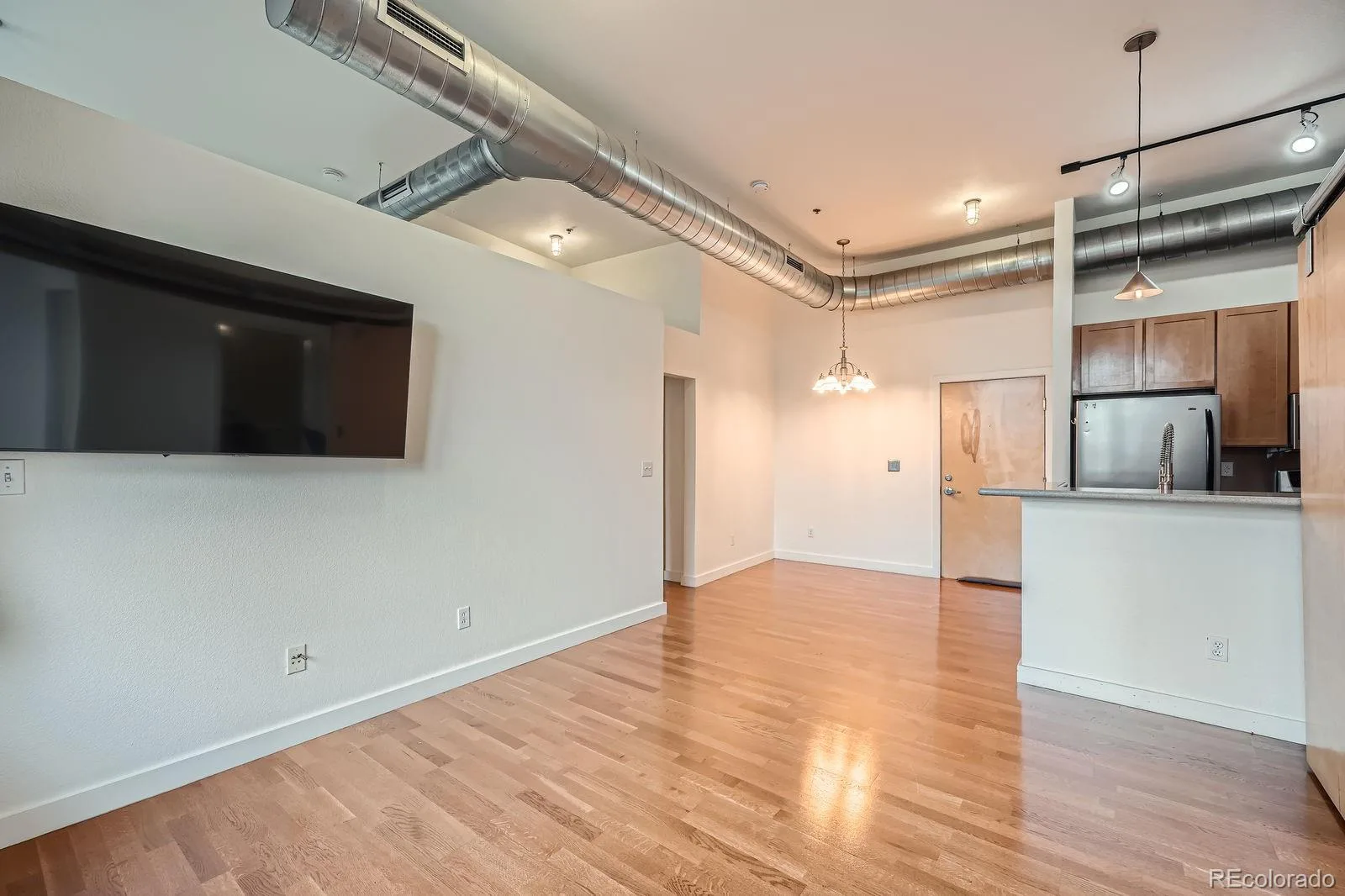 7700 E 29th street Avenue #404 Denver CO 80238 | MLS #REC8967639 07152026183708 1600 13