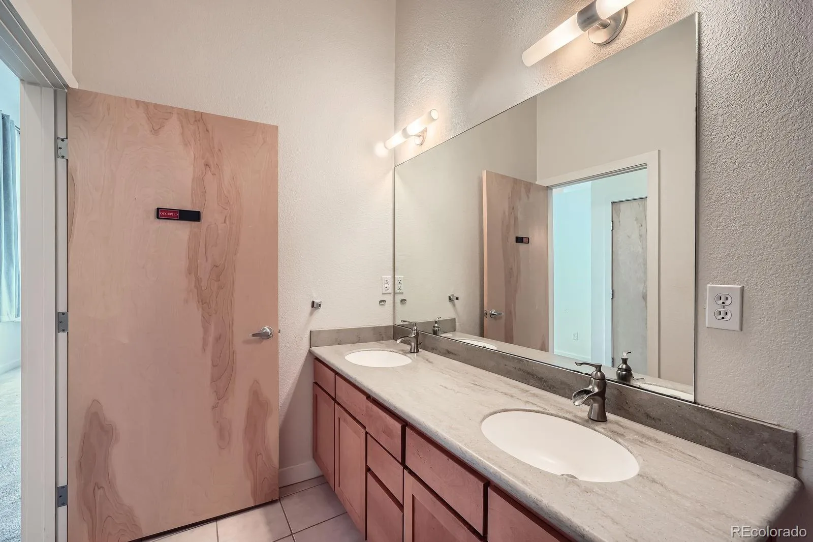 7700 E 29th street Avenue #404 Denver CO 80238 | MLS #REC8967639 07152026183708 1600 26