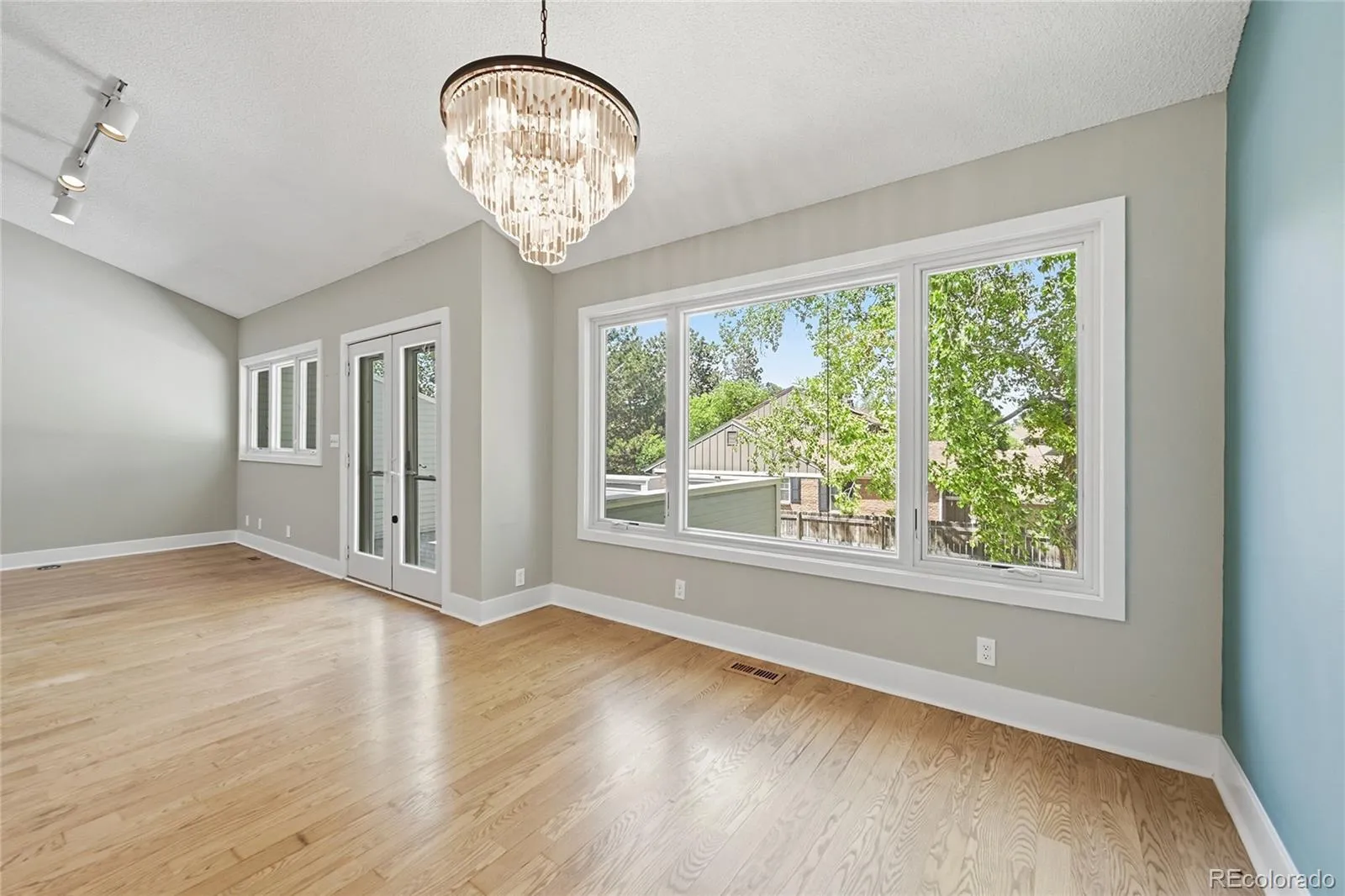 9200 E Cherry Creek South Drive #52 Denver CO 80231 MLS #REC8968567 05152026201412 1600 11