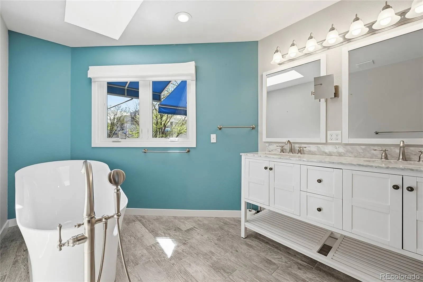 9200 E Cherry Creek South Drive #52 Denver CO 80231 MLS #REC8968567 05152026201412 1600 18