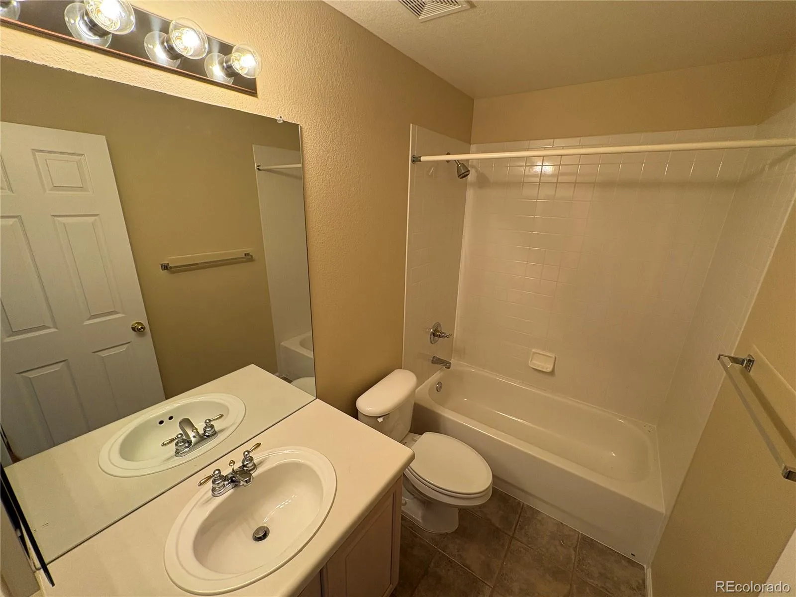 9604 Brentwood Way #C Broomfield CO 80021 | MLS #REC8968672 08182026174627 1600 12