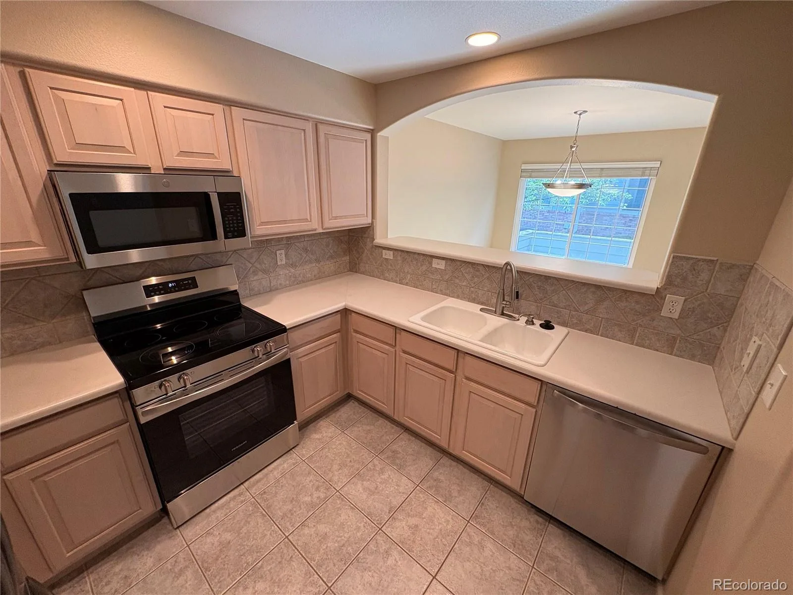 9604 Brentwood Way #C Broomfield CO 80021 | MLS #REC8968672 08182026174627 1600 4