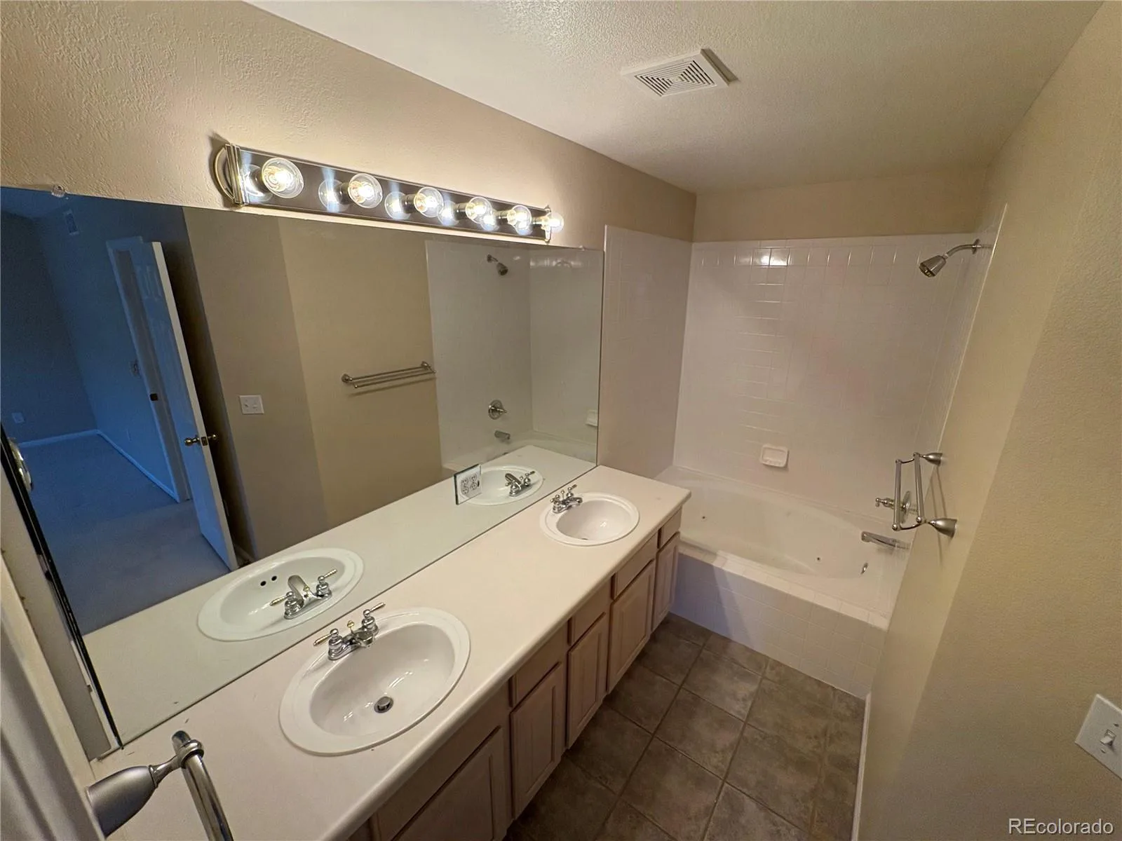 9604 Brentwood Way #C Broomfield CO 80021 | MLS #REC8968672 08182026174627 1600 9